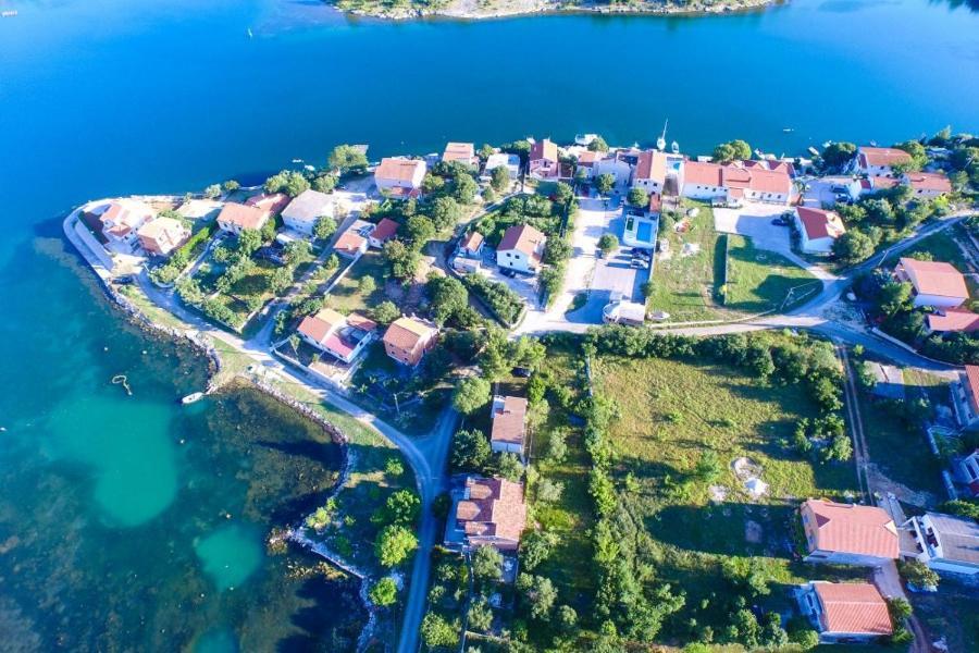 Apartments & Villa Tisno Obrovac Εξωτερικό φωτογραφία